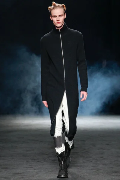 Look 6